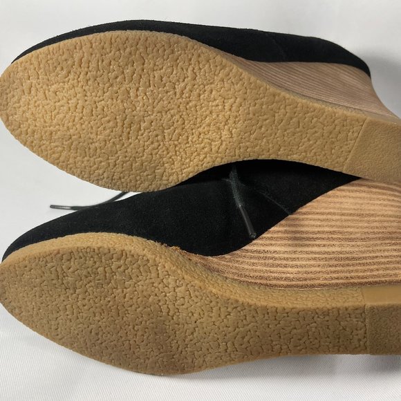 Express Women’s Platform Wedge High Heel Bootie Boots Black Gum sole Size 6 - Picture 10 of 10